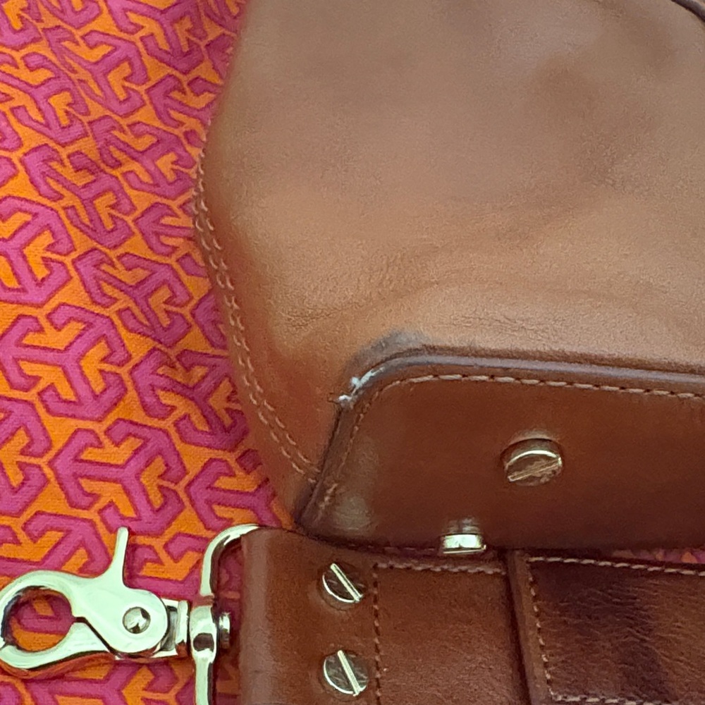 Vintage Tory Burch Cognac Leather Tote with Gold Hardware - Picture 9 of 11